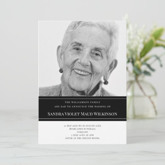 Moderne foto minimalistische viering van het leven kaart (Staand voorkant)