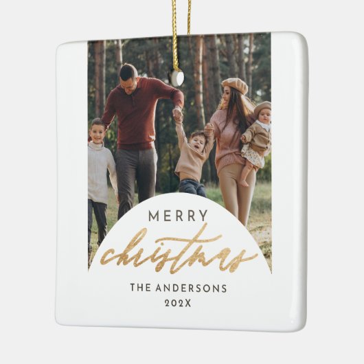 Moderne Fotoboog Vrolijk Kerst Goud Script Keramisch Ornament (Links)