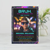 Moderne Fotogamer Neon Verjaardag Kaart (Staand voorkant)