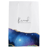 Moderne Galaxy Vibrant Celestial Merk Logo Wit Medium Cadeauzakje (Achterkant)
