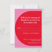 Moderne, gebold geometrisch afspeelbaar rood roze  RSVP kaartje (Voorkant)
