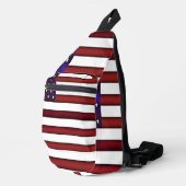 Moderne gegraveerde Amerikaanse vlag Sling Bag (Rechterhoek)