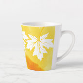 Moderne gele waterverf en witte paarse bladeren latte mok (Rechts)