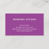 Moderne geometrische paarse monochrome huisontwerp visitekaartje (Achterkant)