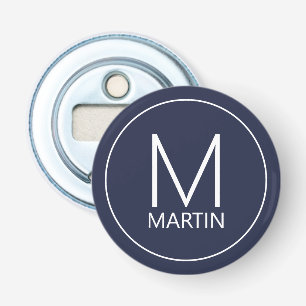 Moderne gepersonaliseerde monogram en naam flesope button flesopener