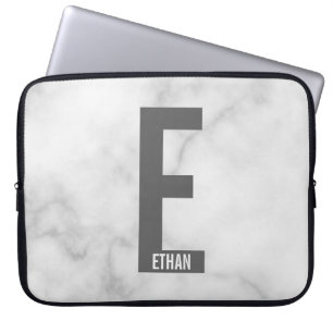 Moderne gepersonaliseerde vette monogram en naam laptop sleeve