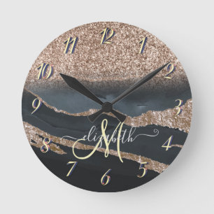 Moderne Glitter Marmer Monogram Ronde Klok
