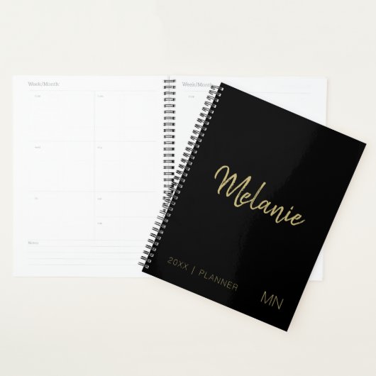 Moderne Gold Black Elegant Monogramme 2023 Planner (Devant avec enveloppe)