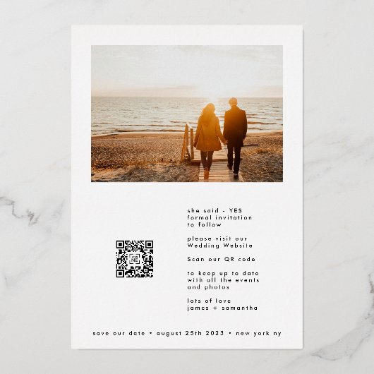 Moderne Gold Custom Names Simple Save the Date Folie Uitnodiging (Achterkant)