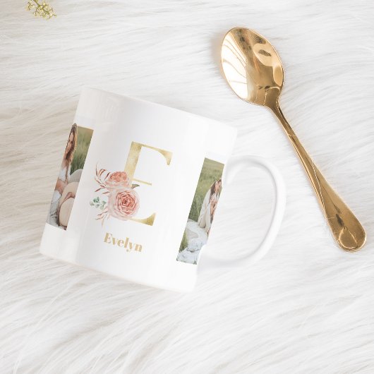 Moderne Gouden Bloem Letter E | Twee foto-monogram Koffiemok