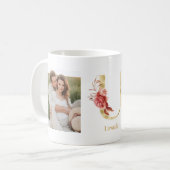 Moderne Gouden Bloem Letter U | Twee foto-monogram Koffiemok (Voorkant links)