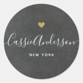 Moderne Gouden Hart Kalligrafie Merknaam Grijs Ronde Sticker (Voorkant)