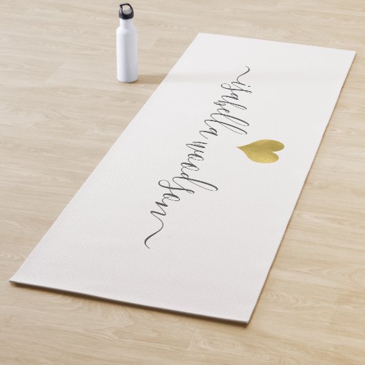 Moderne gouden hart script naam yogamat (In situ)