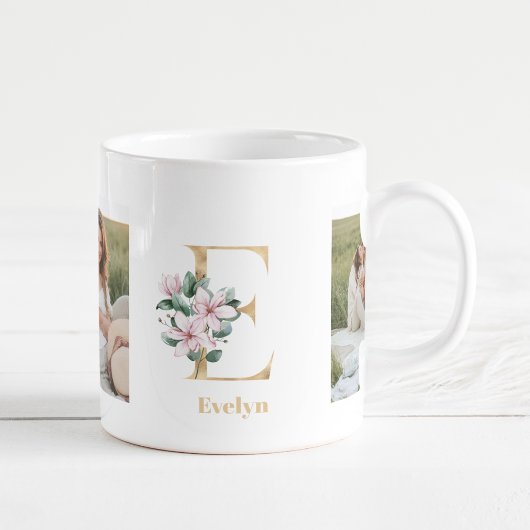 Moderne gouden letter E bloem | Twee foto-monogram Koffiemok
