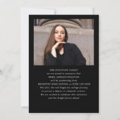 Moderne Grad Brush Script Foto Afstuderen Aankondiging (Achterkant)