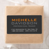 Moderne grijze oranje vetgedrukte tekst minimalist etiket (Insitu)