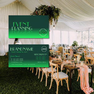 Moderne groene gradiënt spiegellettertype klassiek visitekaartje