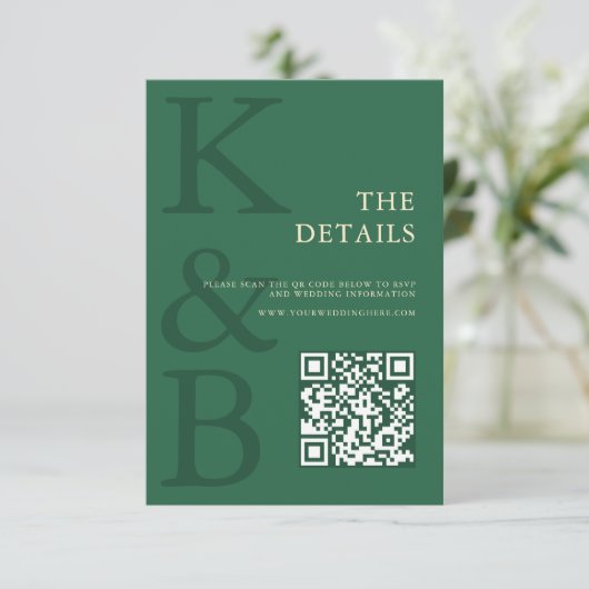 Moderne Groene Monogram Minimalistische Trouwkaart Informatiekaartje (Staand voorkant)