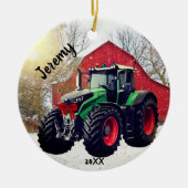 Moderne groene tractor "Kerstmis 20XX" Keramisch Ornament (Voorkant)