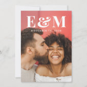 Moderne grote witte monogram Initialen foto zwart Save The Date (Voorkant)