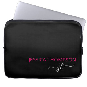 Moderne hotroze zwarte eenvoudige scriptmonogram n laptop sleeve