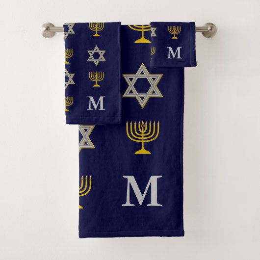 Moderne joodse ster van David Menorah Monogram Bad Handdoek (Insitu)