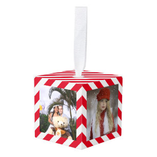 Moderne kerstafbeeldingen op rood en wit gestreept kubus ornament