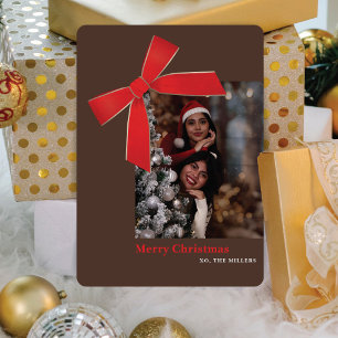 Moderne kerstkaart met foto en rode fluwelen strik