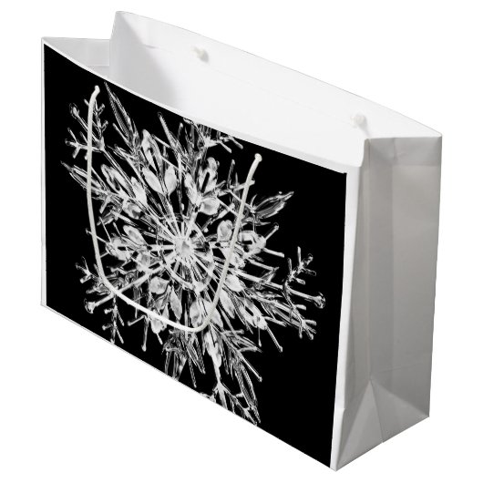 Moderne kerstsnowflake zwart-wit large cadeauzakje (Voorkant Gekanteld)