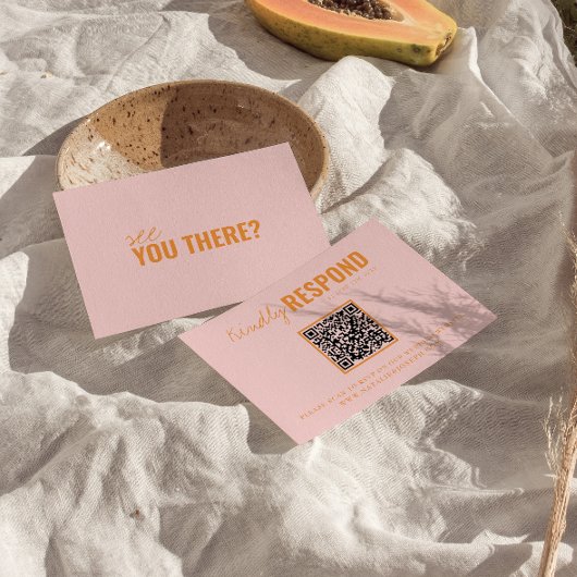 Moderne kleurrijke heldere unieke QR-code bruiloft RSVP Kaartje