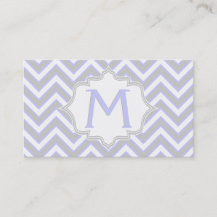 Moderne lavendel paarse, grijze chevron monogram visitekaartje