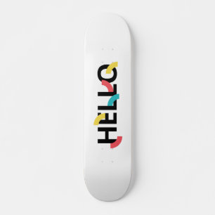 Moderne, leuke, speelrijke, kleurrijke vormgeving skateboard