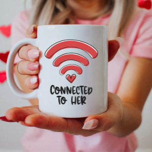 Moderne liefde, verbonden met haar koffiemok