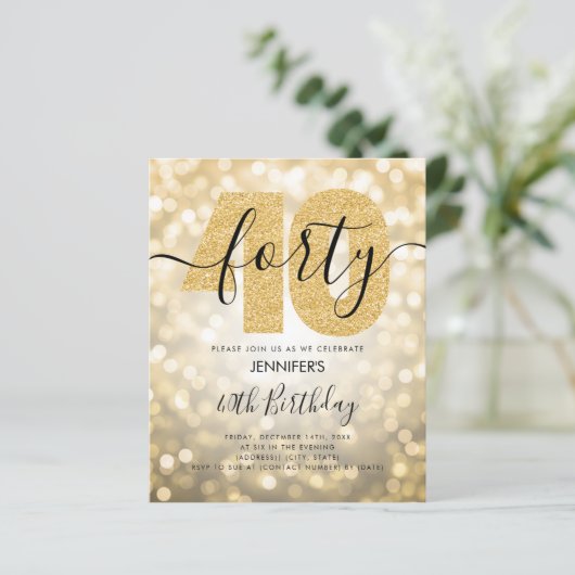 Moderne Manuscript Gold 40th Birthday Party nodigt (Staand voorkant)