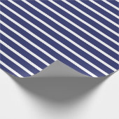 Moderne marineblauw en witte strepen elegante chic cadeaupapier (Hoek)