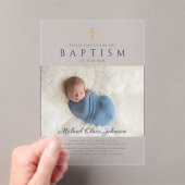 Moderne marineblauw Religieuze Kruisjongen Baptism Acryl Uitnodigingen (Insitu (Draagbaar))