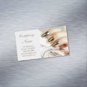 Moderne meisjesschoonheidssalon metallic nagelkuns visitekaartje magneet (Voorbeeld)