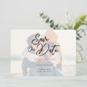 Moderne minieme Typografie van het Manuscript Save The Date (Staand voorkant)