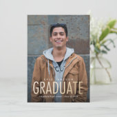 Moderne, minimale Gold Photo Afstuderen Invitati Kaart (Staand voorkant)