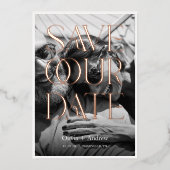 Moderne minimale redactionele stijl foto opslaan v folie uitnodiging (Voorkant)