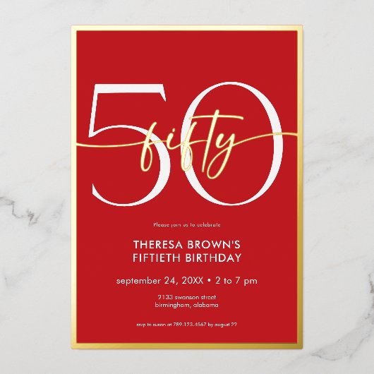Moderne minimale rode vijftig script verjaardag folie uitnodiging (Voorkant)