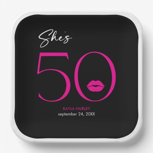 Moderne Minimale Roze Lippen Ze is 50 jarig Papieren Bordje (Voorkant)