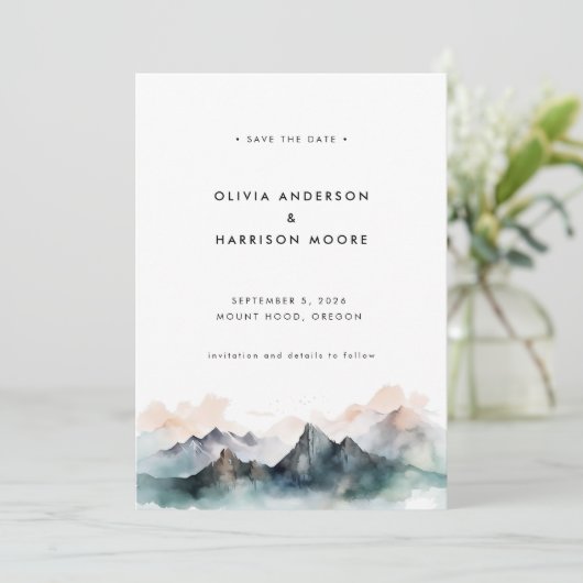 Moderne minimale Waterverf Mountain bruiloft Save The Date (Staand voorkant)