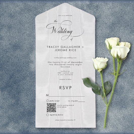 Moderne minimale witte satijnen taffeta QR-code All In One Uitnodiging