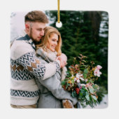 Moderne minimalist Onze eerste Kerstfoto Keramisch Ornament (Achterkant)