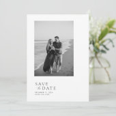 Moderne minimalistische 2 foto QR-code Save The Date (Staand voorkant)