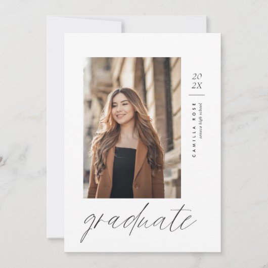 Moderne minimalistische Afstuderen fotouitnodiging Aankondiging (Voorkant)