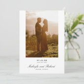 Moderne minimalistische bruiloft foto save the date (Staand voorkant)