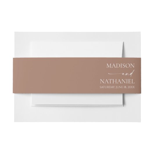 Moderne minimalistische elegante Mocha Mousse brui Uitnodigingen Wikkel (Voorkant Voorbeeld)