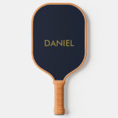 Moderne minimalistische gouden tekst marineblauw pickleball paddle (Voorkant)